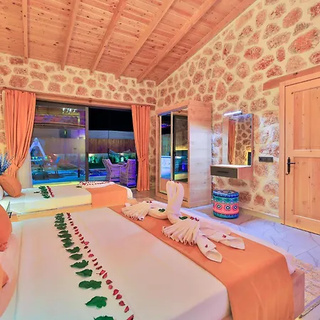 Duesler Bahcesi Hotel Kaş