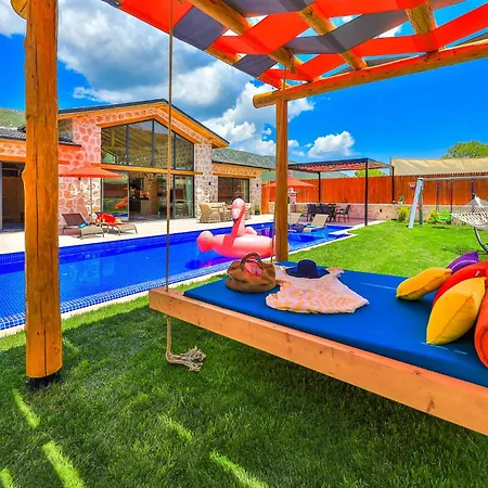 Hotel Duesler Bahcesi *